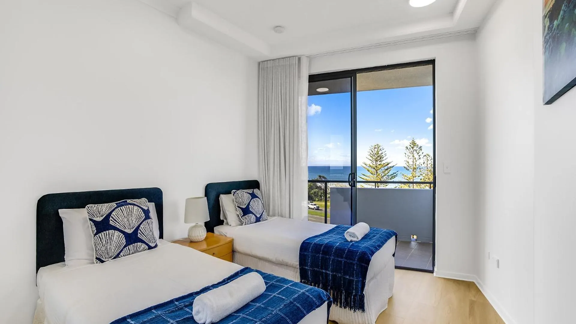 Meridian Alex Beach Apartments Alexandra Headland Australia